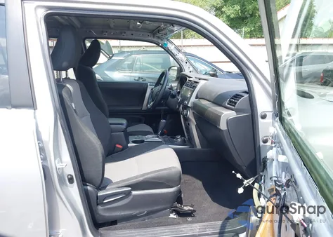 2021 Toyota 4Runner from USA, damaged, VIN JTEMU5JR1M5929960